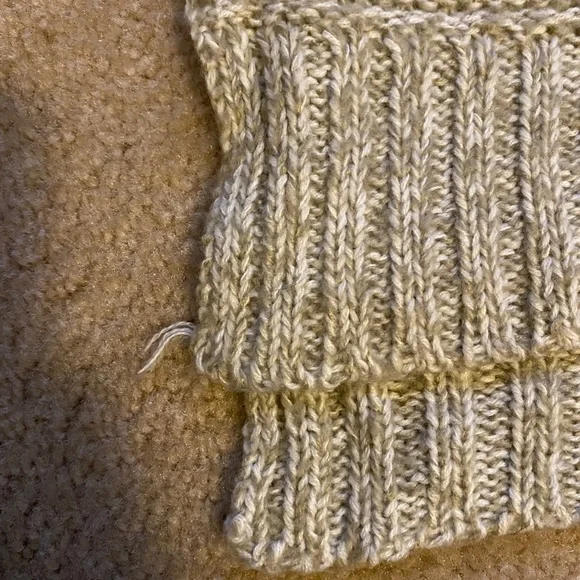 Full tilt Sweater - Picture 3 of 6